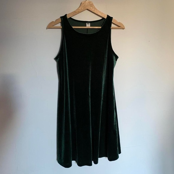 Old Navy women's forest green velvet tank swing midi dress, size small, like new - Picture 2 of 4